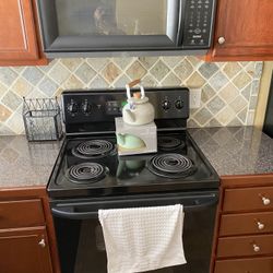 Stove Range And Microwave 