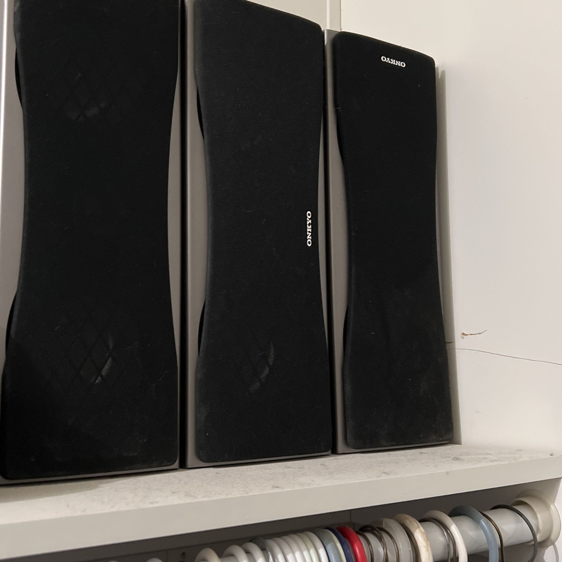 Surround sound speakers