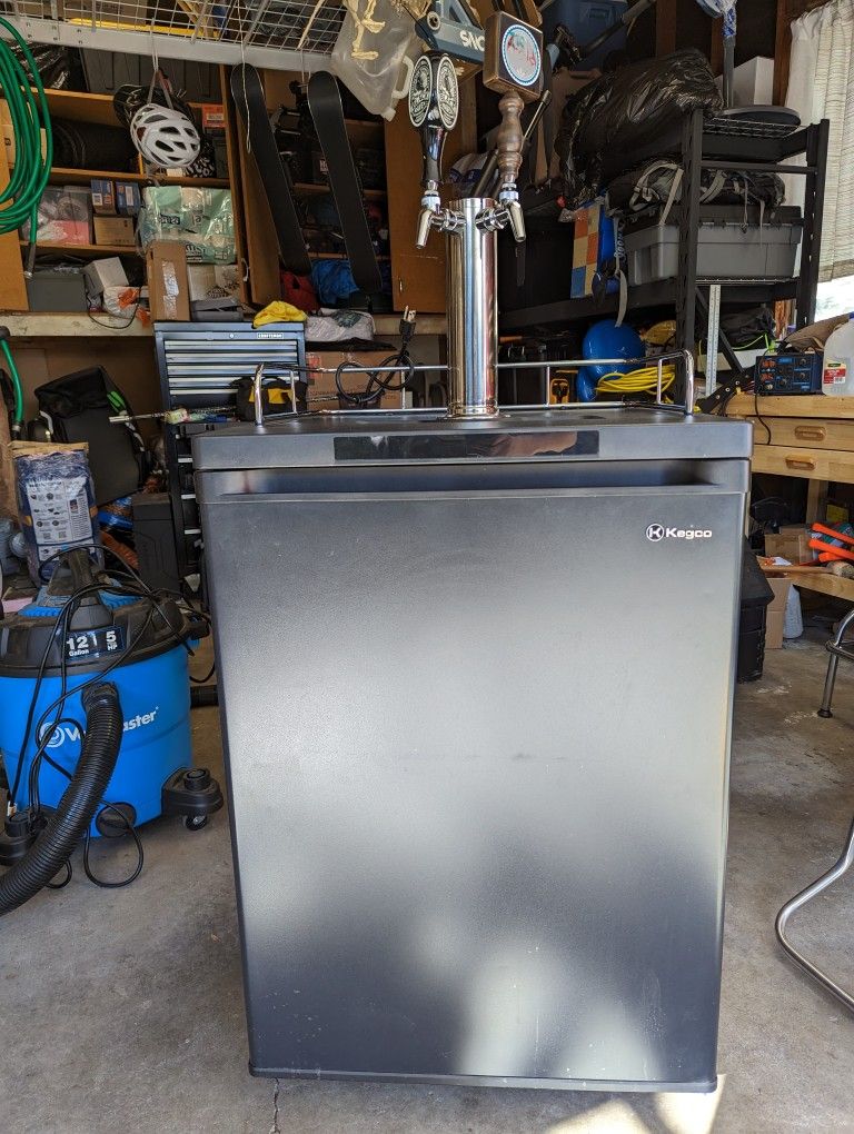 Kegco dual tap Kegerator for Sale in Kirkland, WA OfferUp