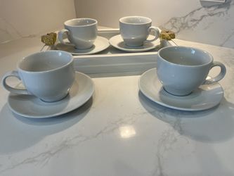 Porcelain Coffee/Tea Cups and Saucers-Set of 4