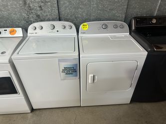WHIRLPOOL TOP LOAD WASHER & GAS DRYER SET