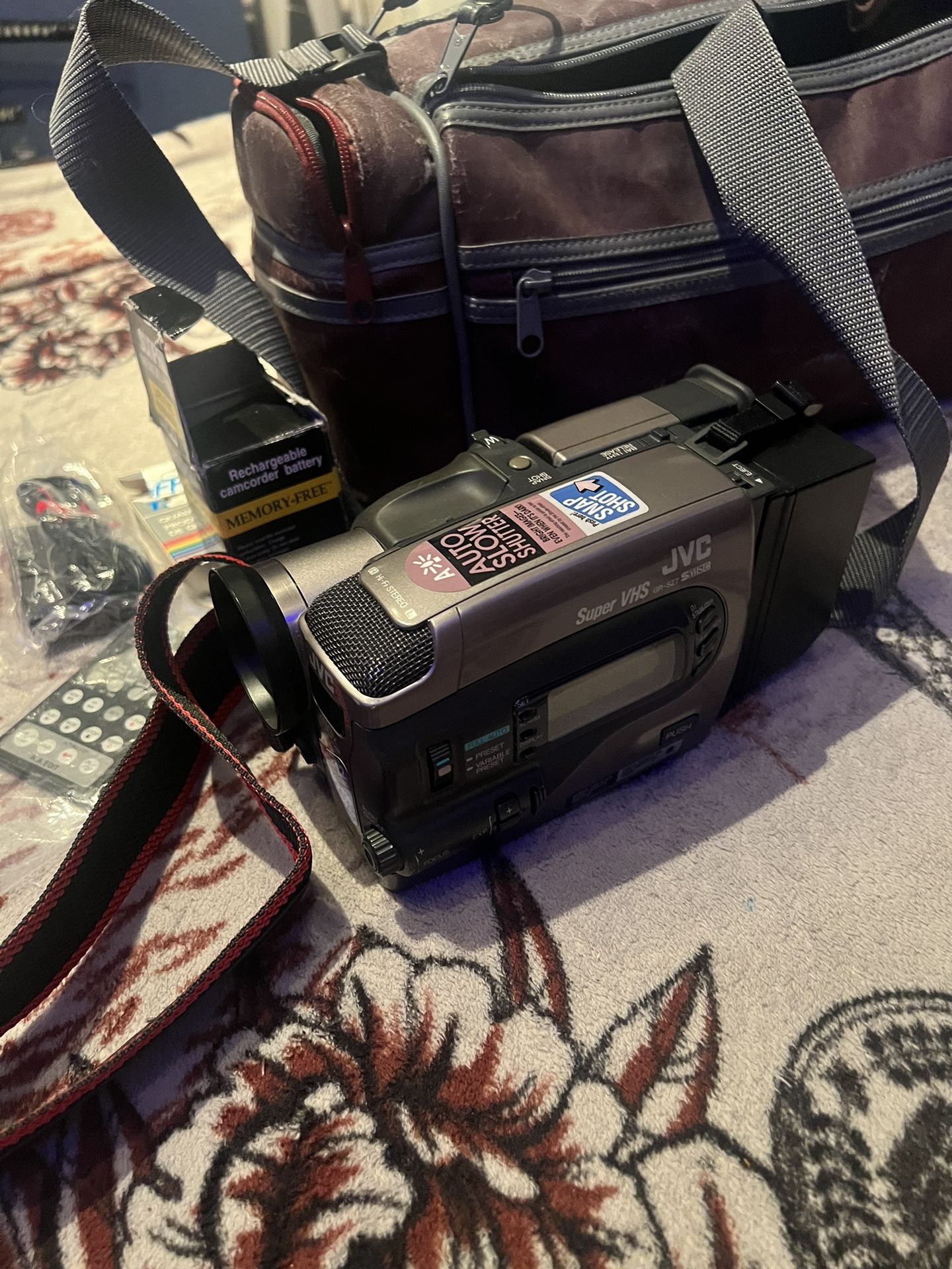 JVC Super VHS Camcorder GR-SZ7 S