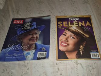 Rare Magazines  Selena & The Queen  of Englad Life & People