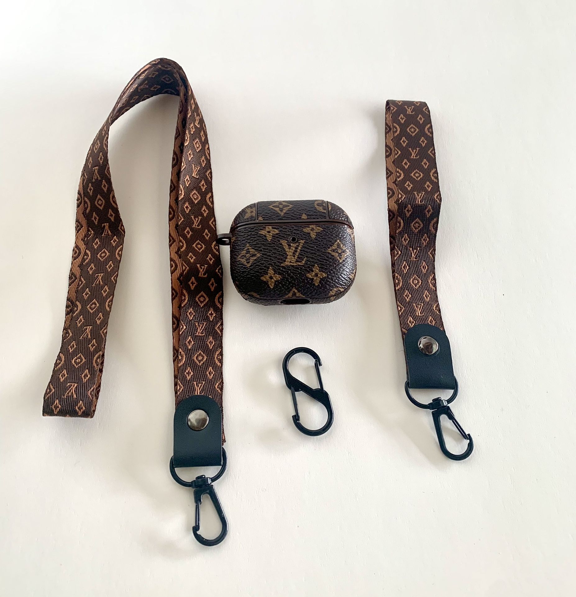 LV Mini AirPods Case for Sale in Montclair, CA - OfferUp