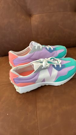 New balance shoes