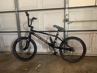 Free agent eluder bmx bike for sale