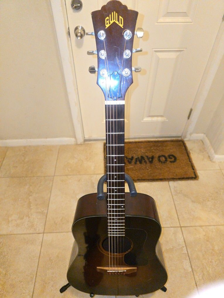 Vintage Guild D-25 Acoustic Guitar, All-Solid Mohogany