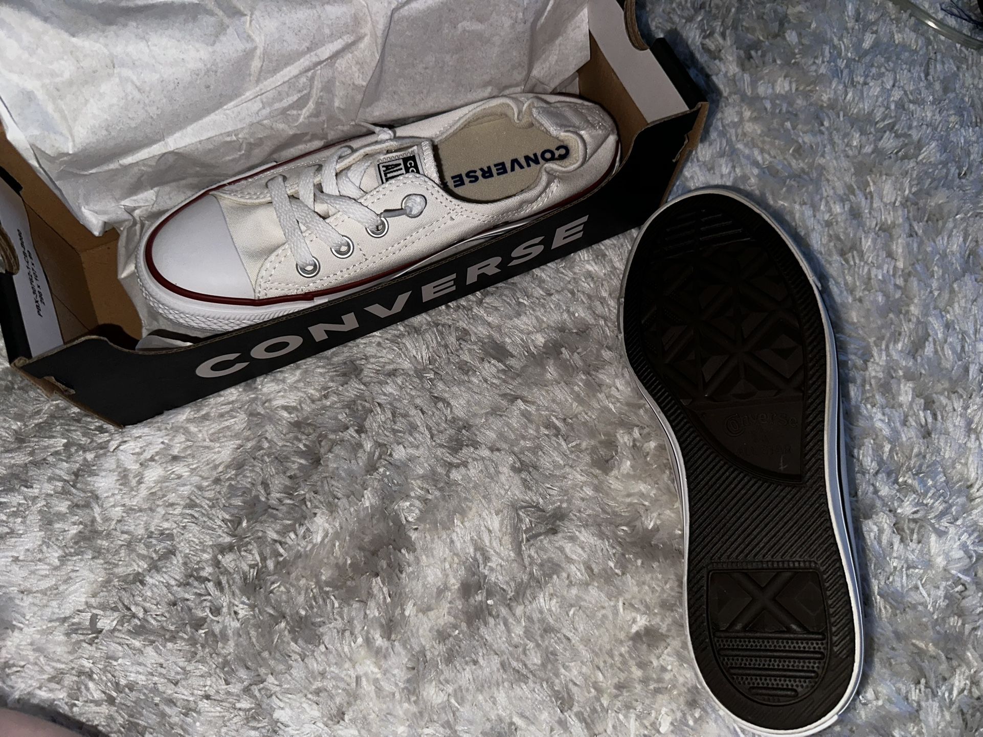 Converse, White, Size 7 1/2 Women