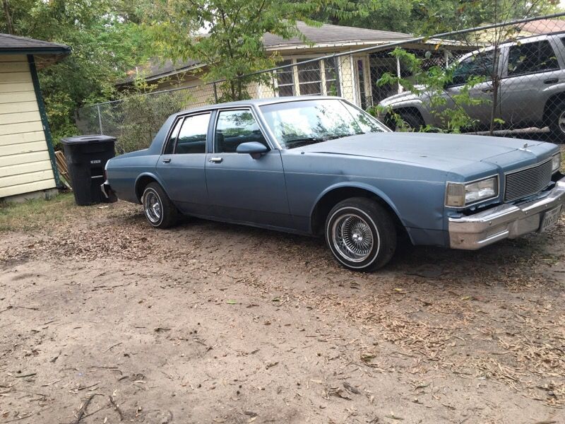 Chevrolet Caprice 89 box
