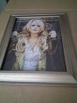 Signed MIRANDA LAMBERT Autographed Photo