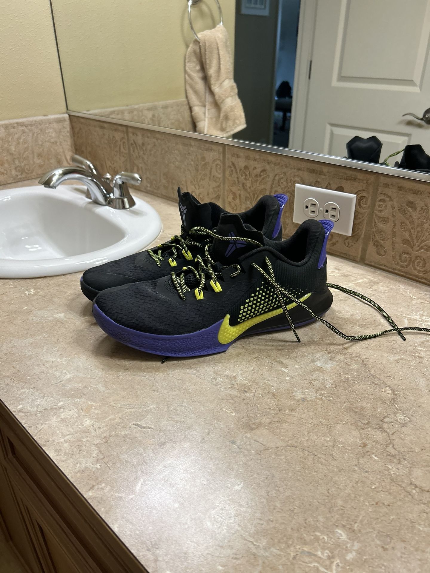 Kobe basketball Shoes