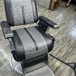 Barber Chairs 