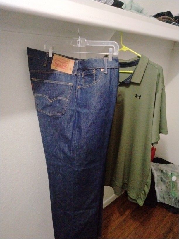 Levi's Jeans And Underarmer Causal Shirt