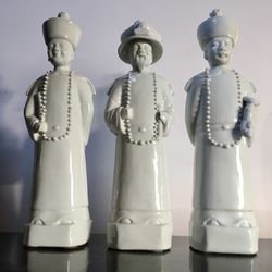 White porcelain Qing emperors of three generations - set of 3