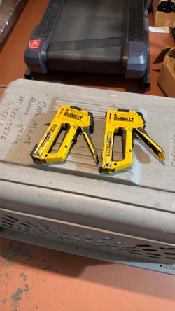 Dewalt staple guns 20 each