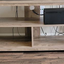 TV Stand (LIKE NEW)