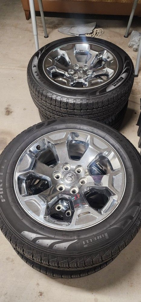 2019 Ram 1500 Wheels + Tires 