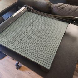 Premier Paper Guillotine
