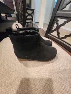 Size 9 Girl Boots 