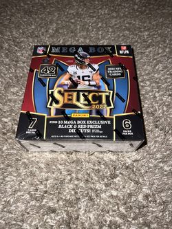 Panini NFL Select 2022 Trading Card Mega Box