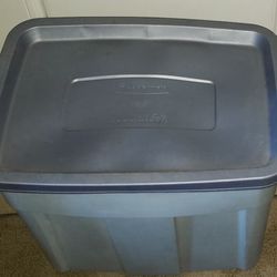 Rubbermaid Roughneck️ Large Storage Container/Tub/Bin
