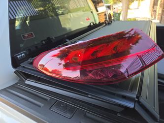 2024 Mercedes eqe left outer tail lamp