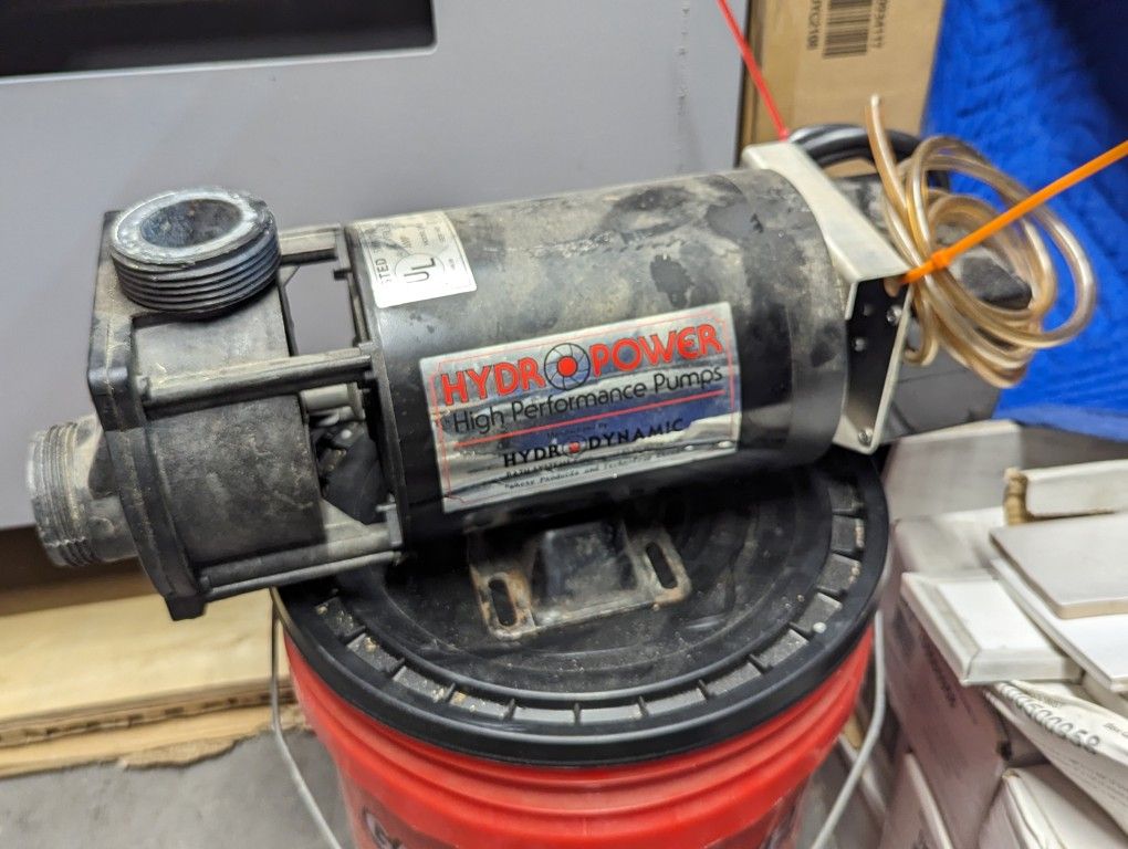 Century 3/4 HP 3450 RPM Pool Pump (Pool, Jacuzzi, Garden Bath Tub Pump) for Sale in San Antonio