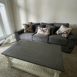 COUCH FOR SALE !!!(Exceptional condition !!)