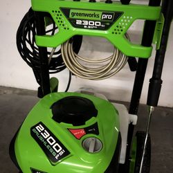 Pressure washer Greenworks