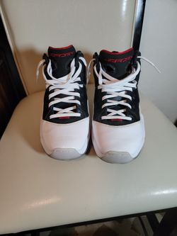 JORDAN shoes Size 9