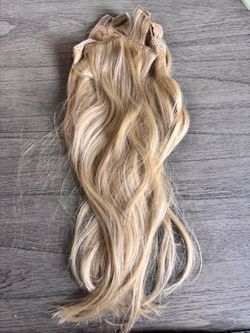 Blonde Extensions 20”