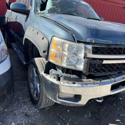 2013 Silverado 2500 Parts Only 