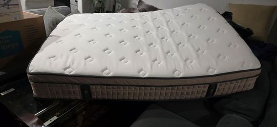 Queen Size Mattress medium firm (mattress only)