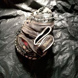 Wilson Baseball Or Softball Catchers Mitt