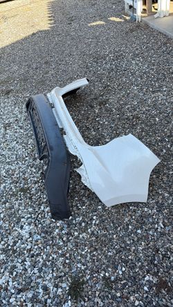 2017 Ford Edge Rear Bumper 