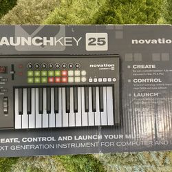 Launchkey 25 MK2