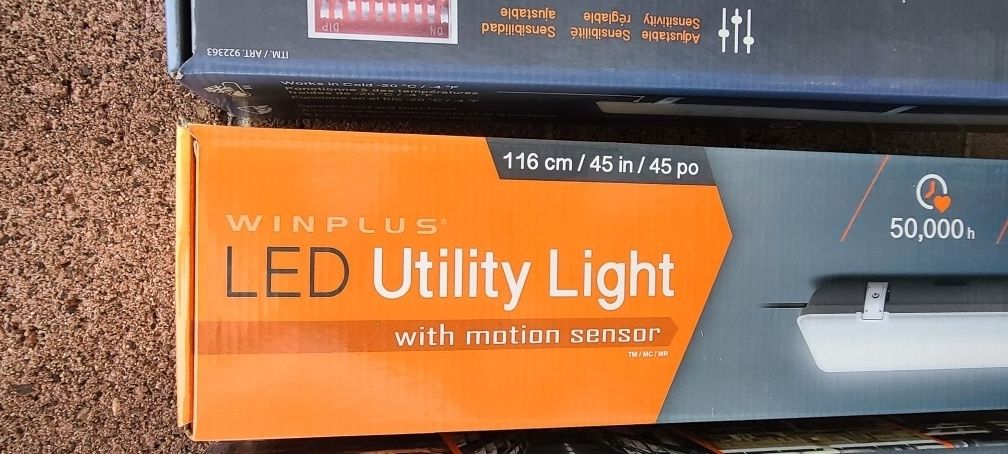 Lot Of 6 Winplus LED Utility Shop Lights - Brand New