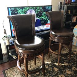 Manchester Swivel Bar and Counter Stools (4)