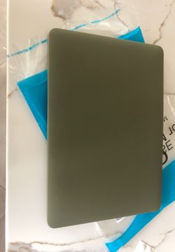 Older MacBook case