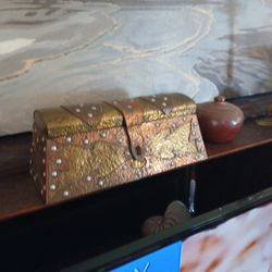 9 Inch Craftsman Antique Hand Hammered Copper Brass Pewter Box Hasp Hinges Rivited