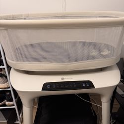 4moms MamaRoo Sleep Bassinet 