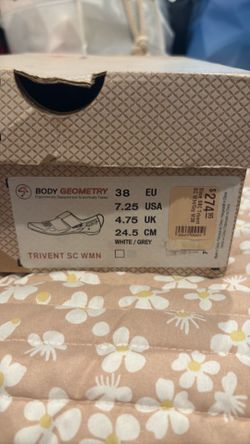 Cycling shoes specialized