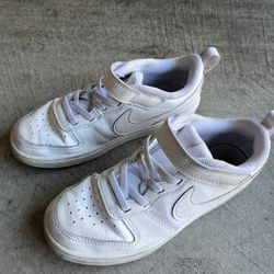 Nike kids shoes 