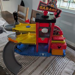 Mickey Garage 
