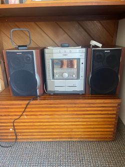 Vintage Philips MZ-7 Stereo System with Matching Speakers