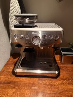 Breville Barista Express + Complete Home Espresso Bar Kit