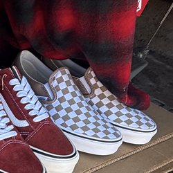 New Vans 9mens/10.5 women’s