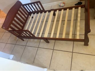 FREE Wood frame   Toddler kids