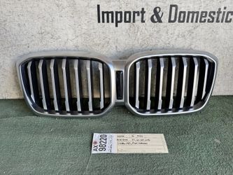 2brokenclips 2022 - 2023 - 2024 BMW X3 X4 G01 G02 FRONT BUMPER GRILLE OEM AX98220