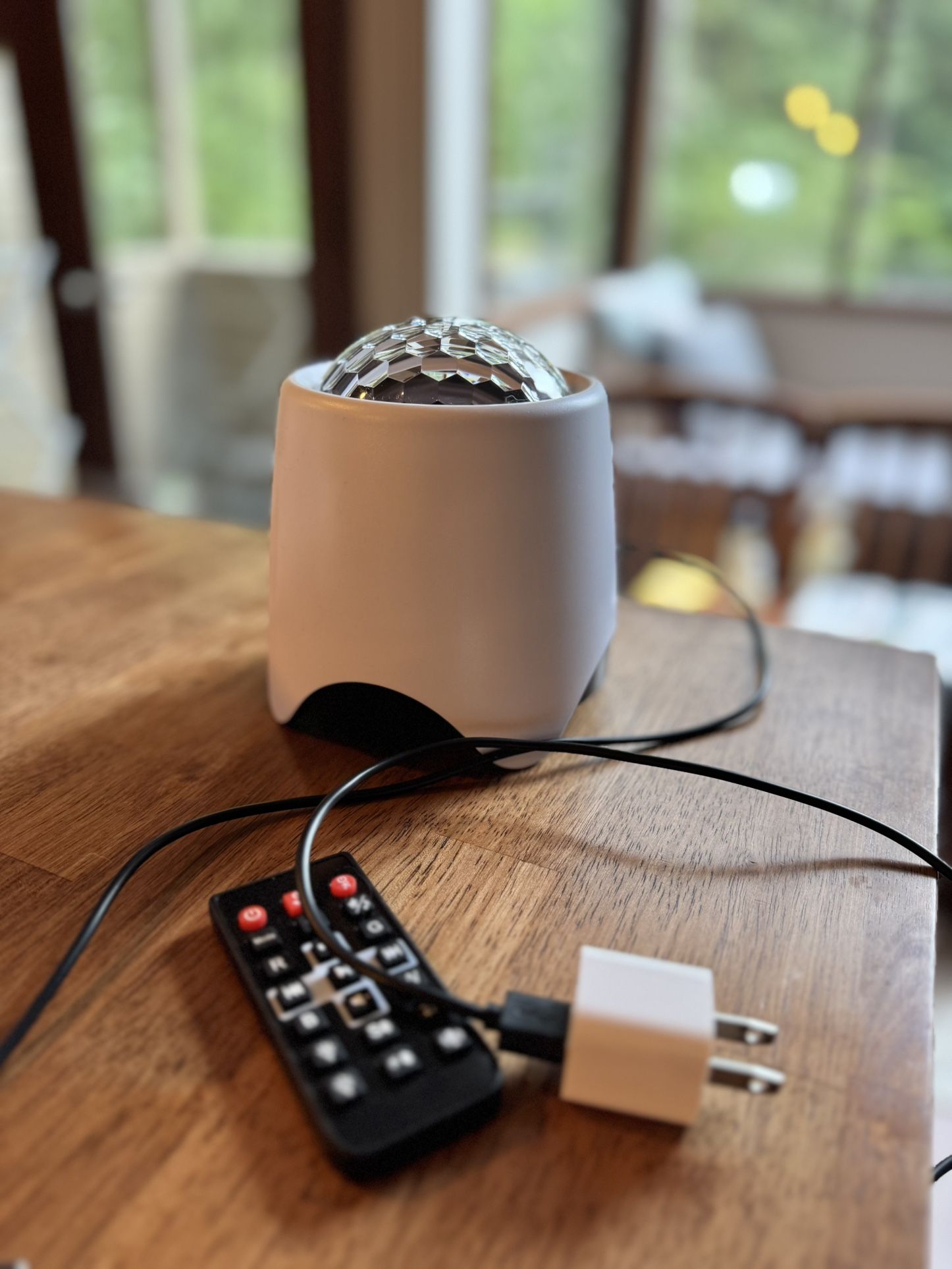 Ocean Star Lamp - Beautiful Projections And Wireless Speaker
